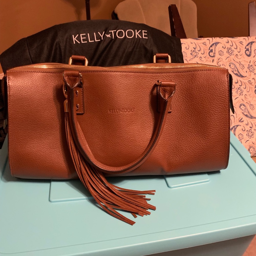 Kelly -Tooke Soho satchel excellent